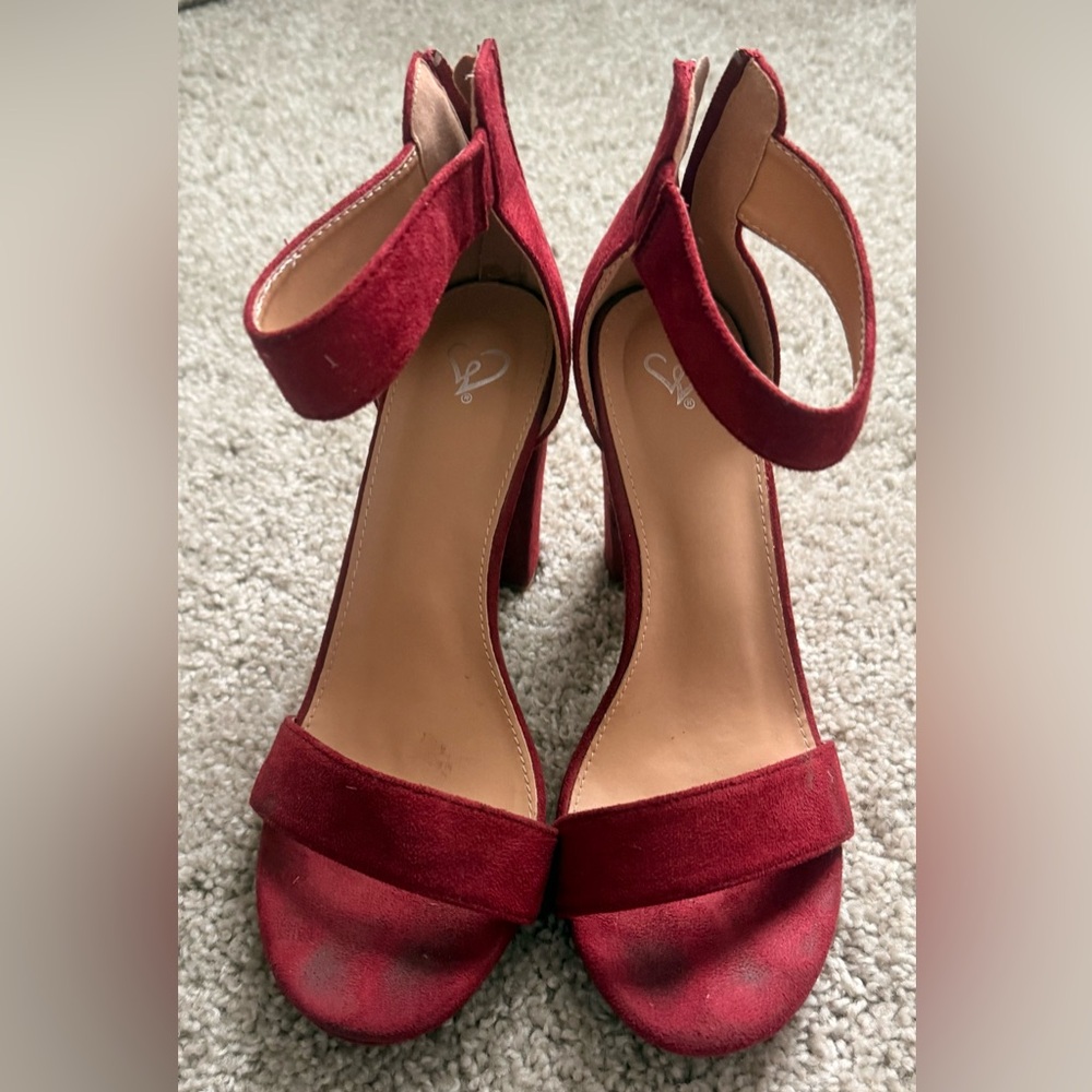 Women's Windsor Burgandy Suede Open Toed Block Strap Heels - Size 8.5